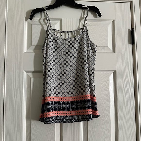 Skies are blue tank top - Picture 1 of 2